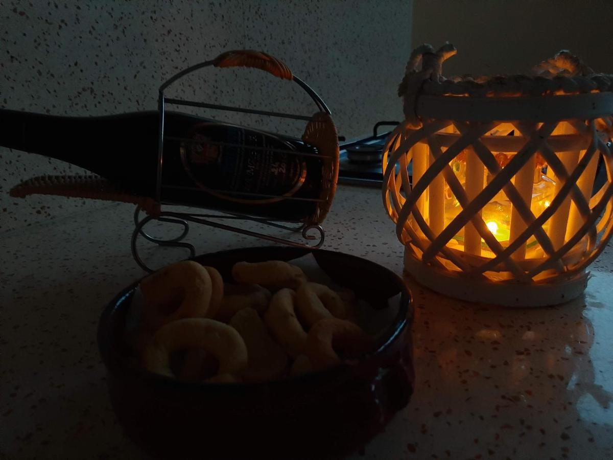 Casa Vacanze "Alizza" 알레지오 외부 사진
