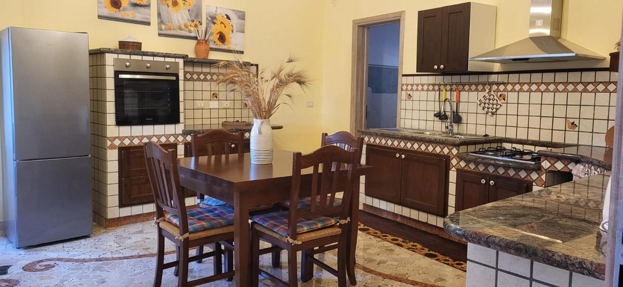 Casa Vacanze "Alizza" 알레지오 외부 사진