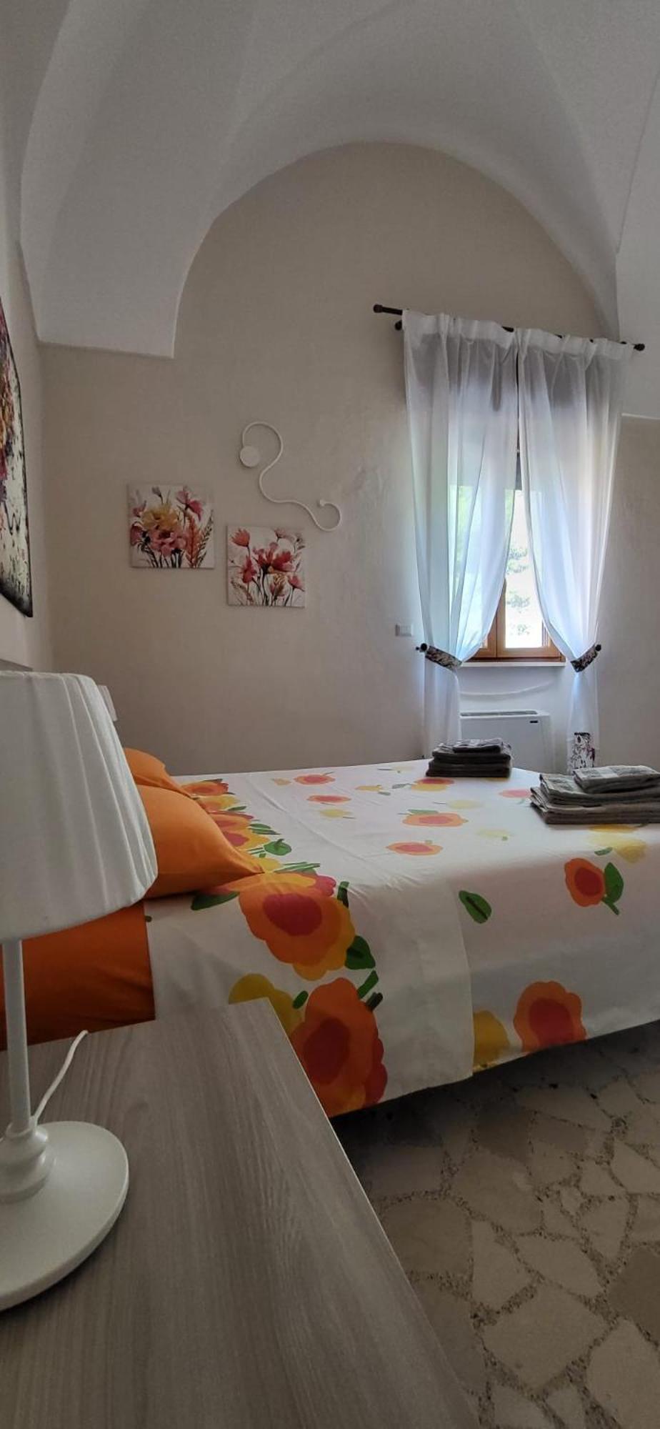 Casa Vacanze "Alizza" 알레지오 외부 사진