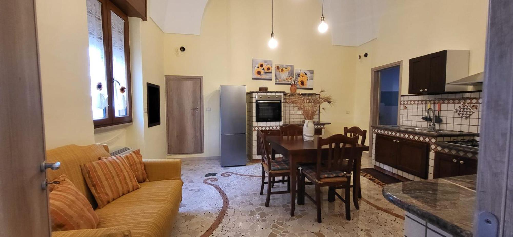 Casa Vacanze "Alizza" 알레지오 외부 사진