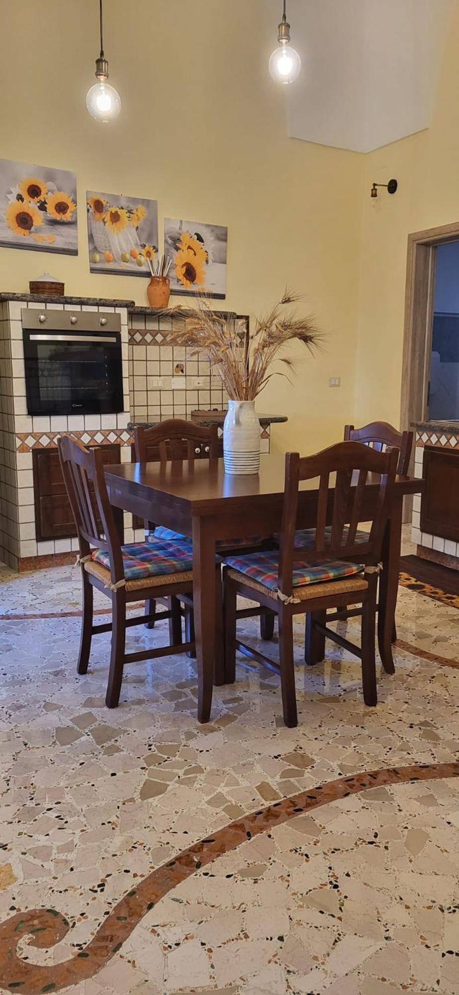 Casa Vacanze "Alizza" 알레지오 외부 사진